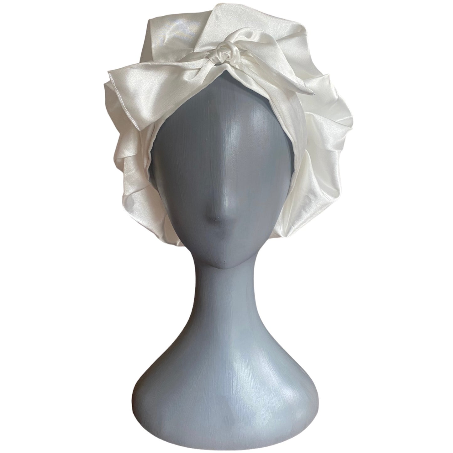 Gorro en Satín Tipo Bonnet