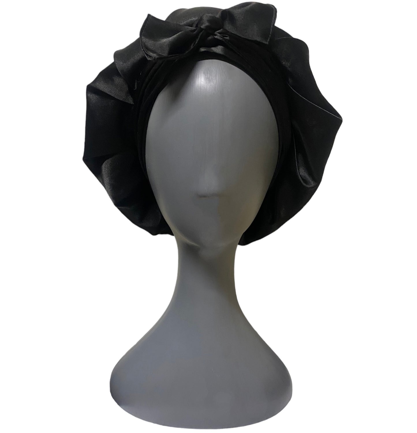 Gorro en Satín Tipo Bonnet